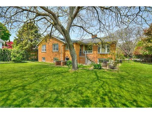 1 Tottenham Court Court, Niagara-On-The-Lake, ON - Outdoor