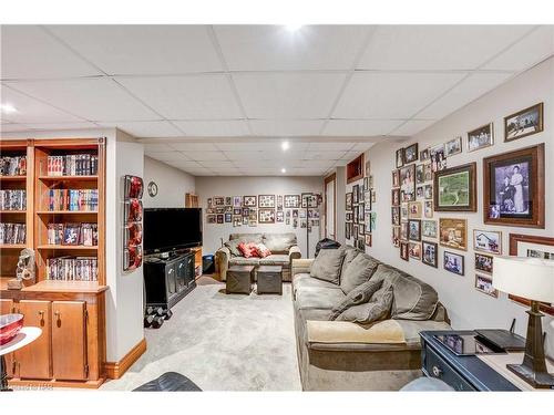 4937 Tara Avenue, Niagara Falls, ON - Indoor