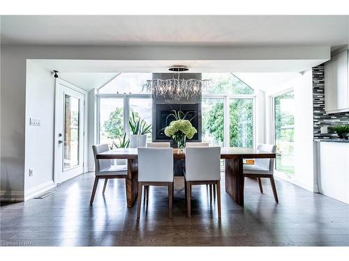 121 Teal Avenue, Hamilton, ON - Indoor Photo Showing Dining Room