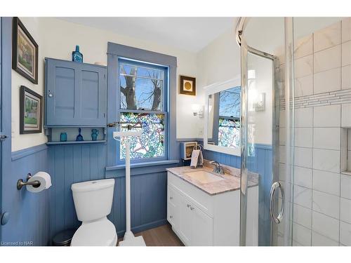 11611 Beach Road W, Wainfleet, ON - Indoor Photo Showing Bathroom