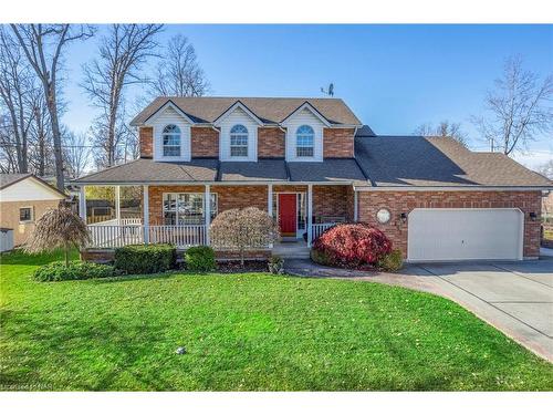 695 Grandview Road, Fort Erie, ON - Outdoor With Deck Patio Veranda With Facade