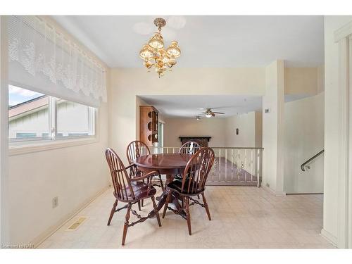 4 Prince Robert Court, St. Catharines, ON - Indoor Photo Showing Dining Room