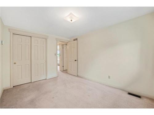 4 Prince Robert Court, St. Catharines, ON - Indoor Photo Showing Other Room