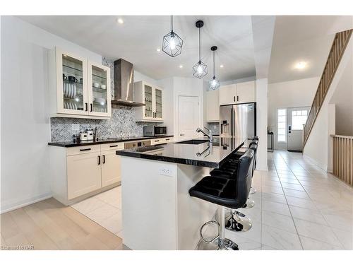 156 Schooners Lane, Thornbury, ON - Indoor Photo Showing Kitchen With Stainless Steel Kitchen With Upgraded Kitchen