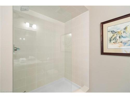 35 Cannery Drive, Niagara-On-The-Lake, ON - Indoor Photo Showing Bathroom