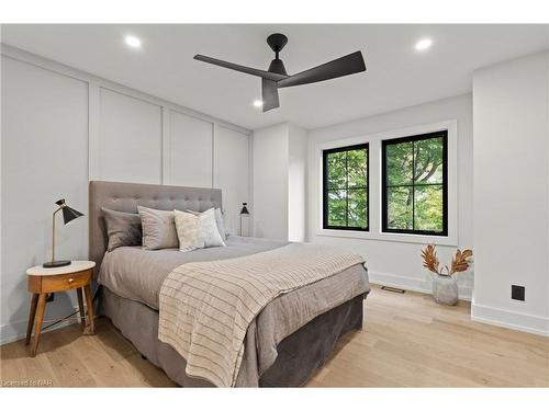 1173 Lakeshore Road W, St. Catharines, ON - Indoor Photo Showing Bedroom