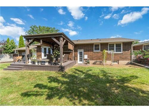 6966 Waterloo Drive, Niagara Falls, ON - Outdoor With Deck Patio Veranda