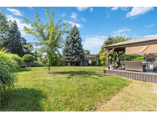 6966 Waterloo Drive, Niagara Falls, ON - Outdoor With Backyard