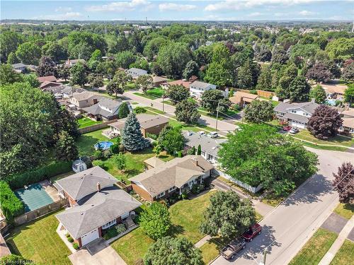 6966 Waterloo Drive, Niagara Falls, ON - Outdoor With View