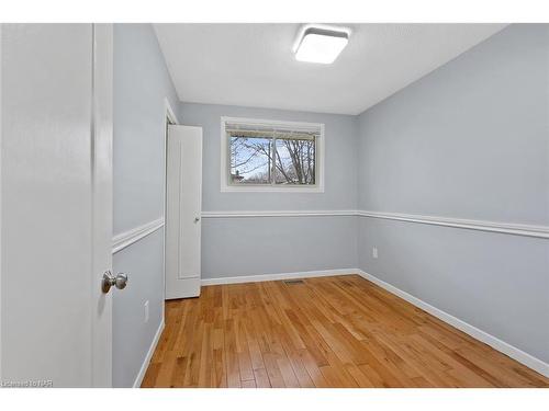 7229 Harriman Street, Niagara Falls, ON - Indoor Photo Showing Other Room