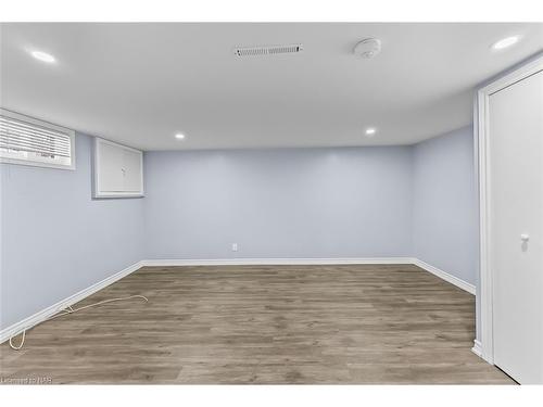 7229 Harriman Street, Niagara Falls, ON - Indoor Photo Showing Other Room