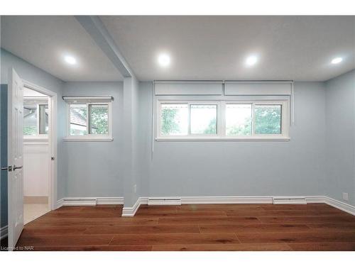 24 Riverview Boulevard, St. Catharines, ON - Indoor Photo Showing Other Room