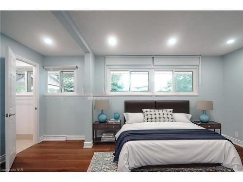 24 Riverview Boulevard, St. Catharines, ON - Indoor Photo Showing Bedroom