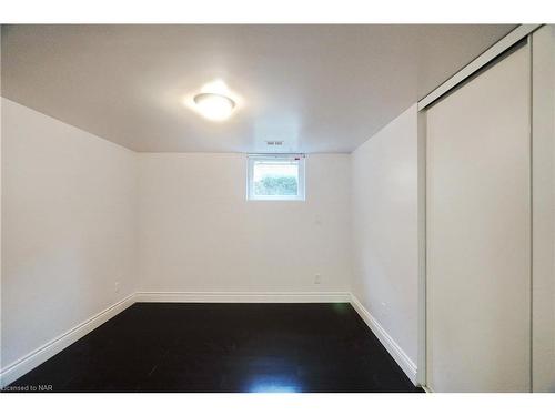 24 Riverview Boulevard, St. Catharines, ON - Indoor Photo Showing Other Room