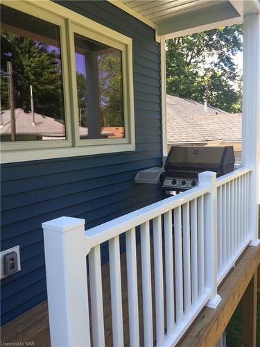 410 Lakewood Avenue, Crystal Beach, ON - Outdoor With Deck Patio Veranda With Exterior