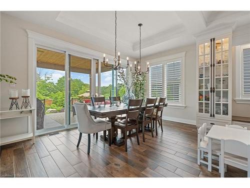 1107 Balfour Street, Fenwick, ON - Indoor Photo Showing Dining Room