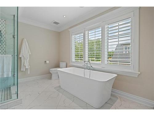 1107 Balfour Street, Fenwick, ON - Indoor Photo Showing Bathroom