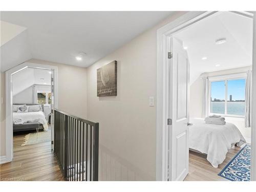 474 Lakeshore Road, Fort Erie, ON - Indoor Photo Showing Bedroom