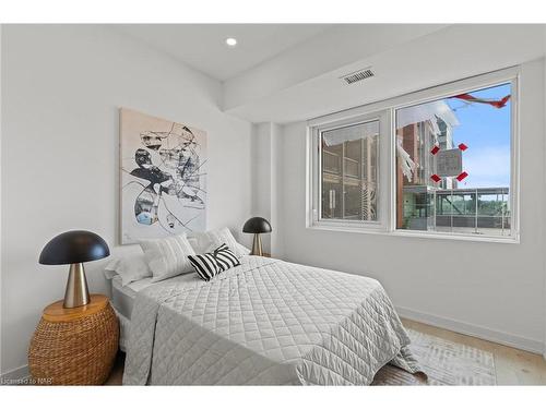 1 Bedroom-57 Carlisle Street, St. Catharines, ON - Indoor Photo Showing Bedroom