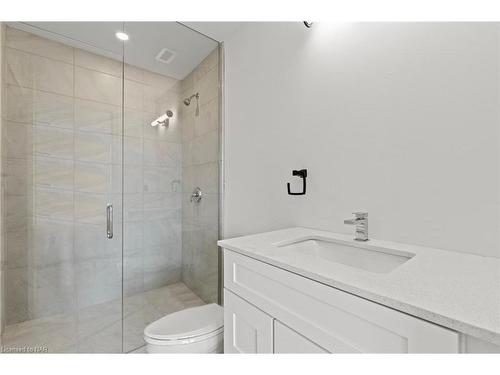 1 Bedroom-57 Carlisle Street, St. Catharines, ON - Indoor Photo Showing Bathroom