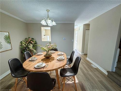 10-75 Ventura Drive, St. Catharines, ON - Indoor Photo Showing Dining Room