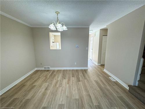 10-75 Ventura Drive, St. Catharines, ON - Indoor Photo Showing Other Room