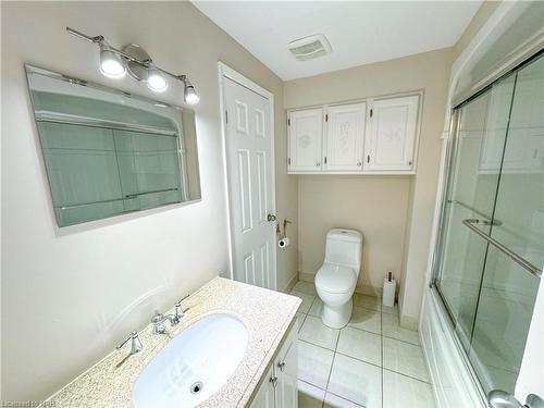 10-75 Ventura Drive, St. Catharines, ON - Indoor Photo Showing Bathroom