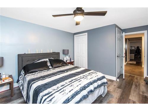 27 Mayfair Drive, Welland, ON - Indoor Photo Showing Bedroom