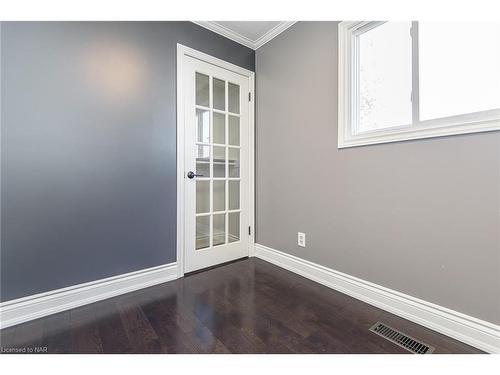 27 Mayfair Drive, Welland, ON - Indoor Photo Showing Other Room