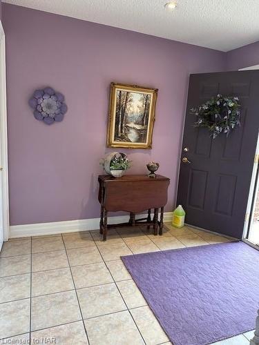 24 Metcalfe Street, Thorold, ON - Indoor Photo Showing Other Room