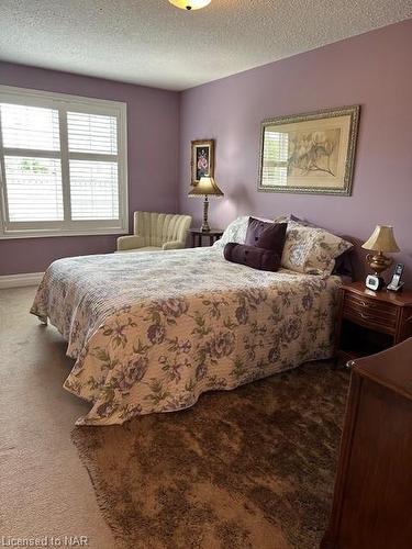 24 Metcalfe Street, Thorold, ON - Indoor Photo Showing Bedroom