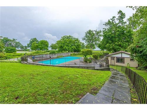 140 Lakeshore Road, Fort Erie, ON - Outdoor With In Ground Pool With Backyard