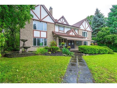 140 Lakeshore Road, Fort Erie, ON - Outdoor With Facade