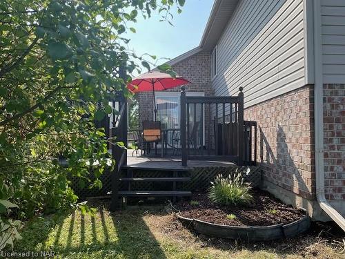 6912 Kelly Drive, Niagara Falls, ON - Outdoor