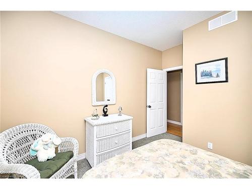 3772 Canborough Road, Lincoln, ON - Indoor Photo Showing Bedroom