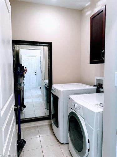 16 Trent Court, St. Catharines, ON - Indoor Photo Showing Laundry Room