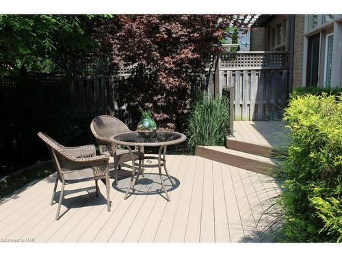 16 Trent Court, St. Catharines, ON - Outdoor With Deck Patio Veranda