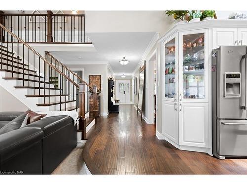 6108 Mountainside Street, Niagara Falls, ON - Indoor Photo Showing Other Room