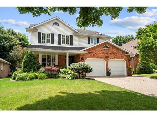 6108 Mountainside Street, Niagara Falls, ON - Outdoor With Deck Patio Veranda With Facade