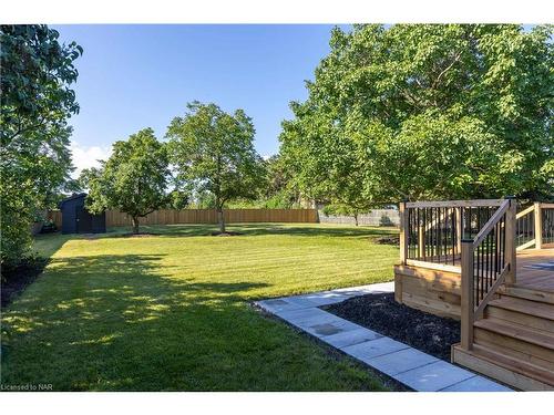 413 Queenston Road, Niagara-On-The-Lake, ON - Outdoor With Backyard