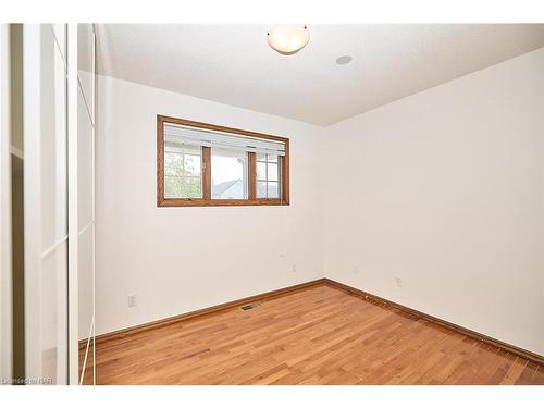 68 Churchill Street, St. Catharines, ON - Indoor Photo Showing Other Room