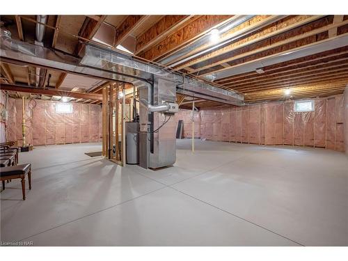 8-27 Parnell Road, St. Catharines, ON - Indoor Photo Showing Basement