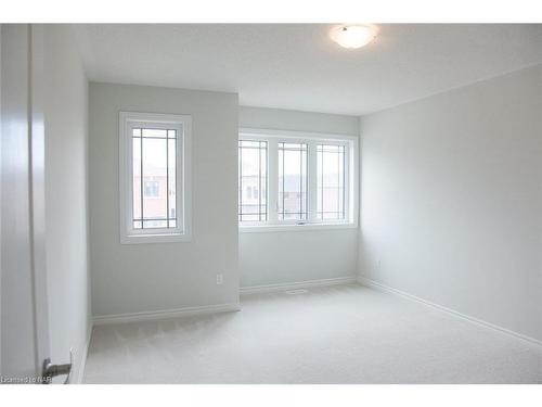 15 Huntsworth Avenue, Thorold, ON - Indoor Photo Showing Other Room