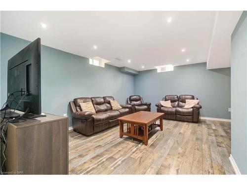 6604 Mary Drive Drive, Niagara Falls, ON - Indoor Photo Showing Basement