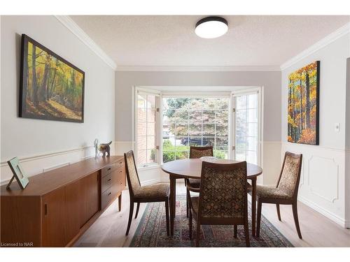 22 Port Master Drive, St. Catharines, ON - Indoor Photo Showing Dining Room