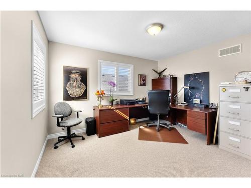 4776 Victor Drive, Niagara Falls, ON - Indoor Photo Showing Office