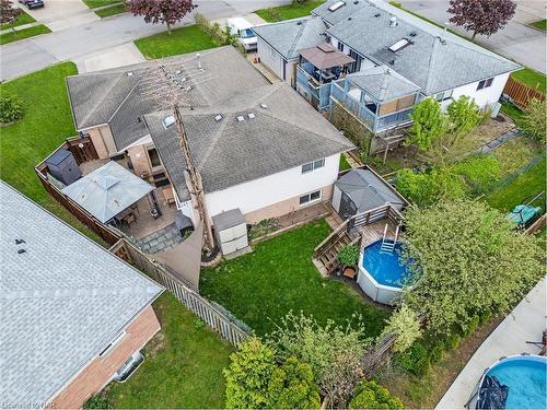 5843 Aspen Court, Niagara Falls, ON - Outdoor With Above Ground Pool With View