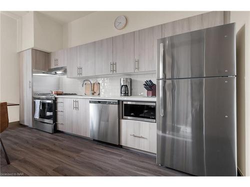 204-121 King Street E, Hamilton, ON - Indoor Photo Showing Kitchen With Stainless Steel Kitchen