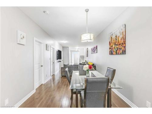 B-90 Ormond Street N, Thorold, ON - Indoor Photo Showing Dining Room