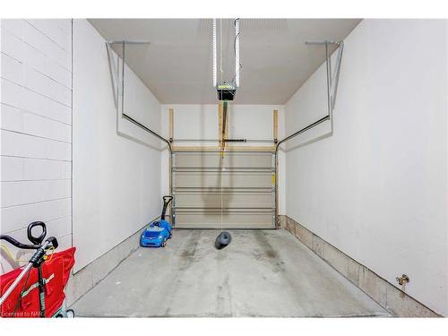 B-90 Ormond Street N, Thorold, ON - Indoor Photo Showing Garage